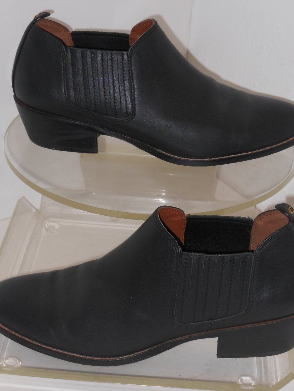 COACH BLACK GENUINE LEATHER LOAFERS SIZE 8 MEDIUM